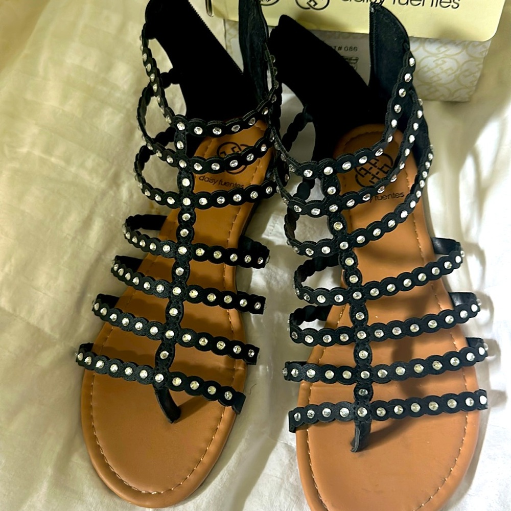 Daisy Fuentes Sandals